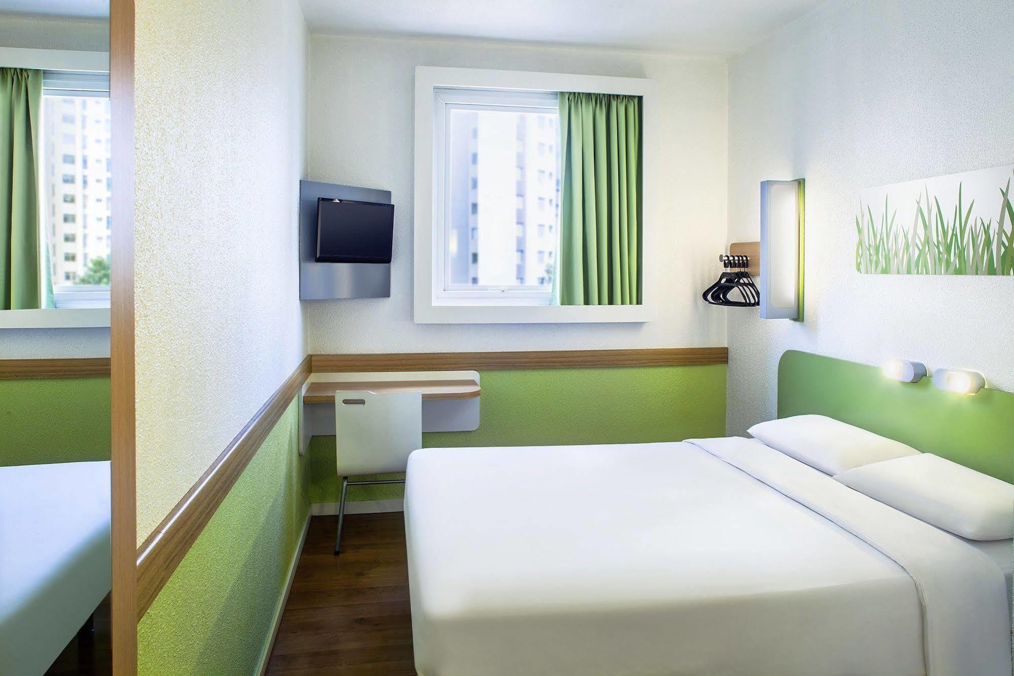 Hotel Ibis Budget Belo Horizonte Minascentro Extérieur photo